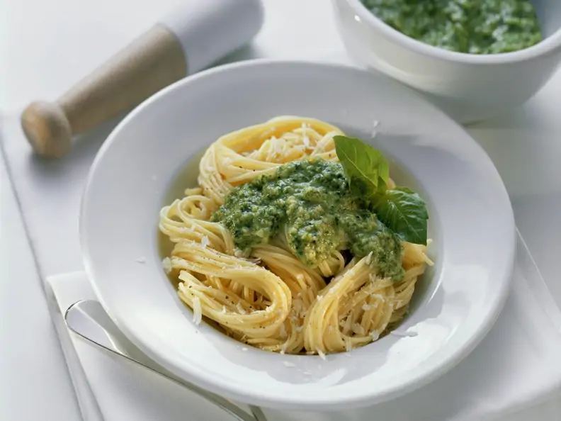 Spaghetti mit Pesto verde