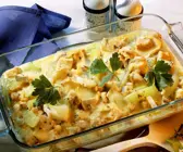 Hähnchengratin mit Stangensellerie, Champignons und Brie