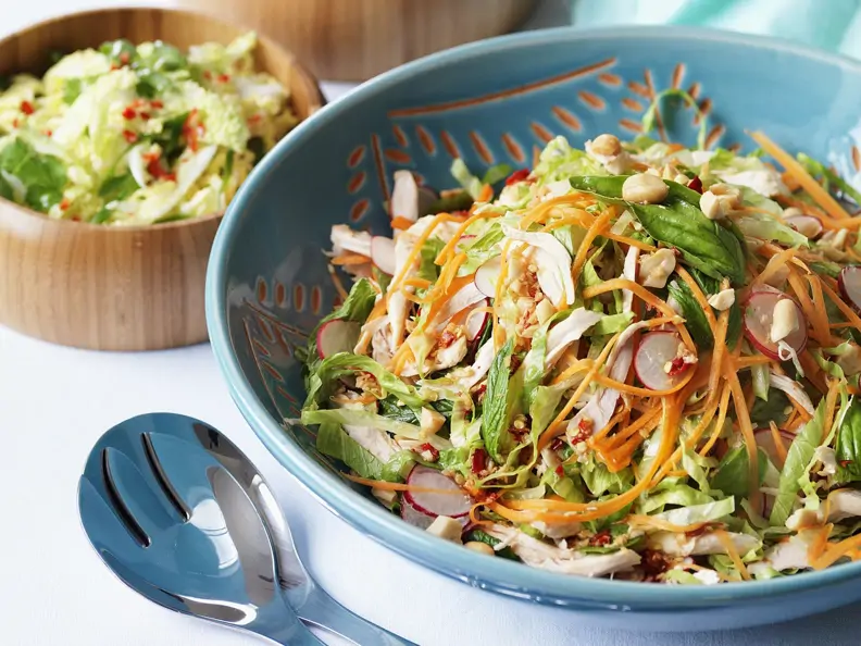 Hähnchensalat auf vietnamesische Art