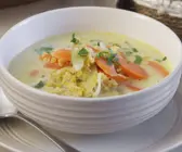 Linsensuppe mit Karotten