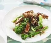 Schweinefilet mit Hoisin Sauce und Spargelbrokkoli (Brokkolini)