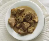 Kalbsgulasch mit Champignons