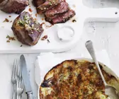 Chicoréeauflauf und Lammsteaks