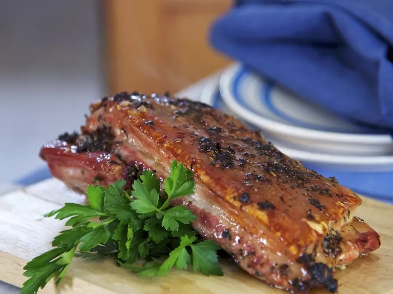 Gebratener Schweinebauch