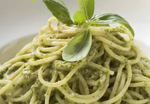 Pasta mit Pesto alla genovese