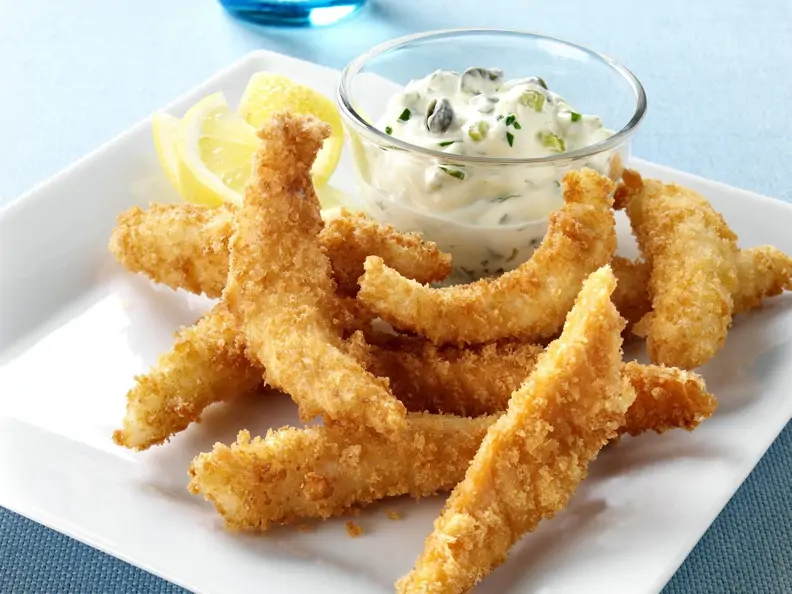 Knusprige Fischstreifen mit Tatarensoße