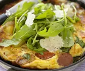Rustikales Omelett mit Rucola