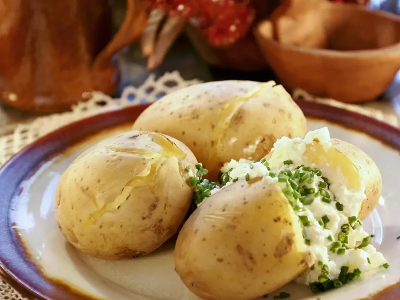 Pellkartoffeln mit Cottage Cheese