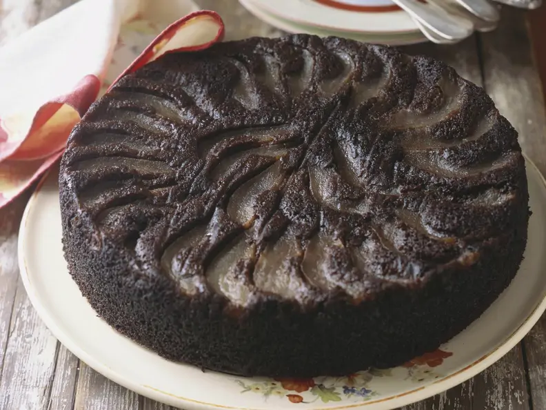 Saftiger Birnen-Schokokuchen