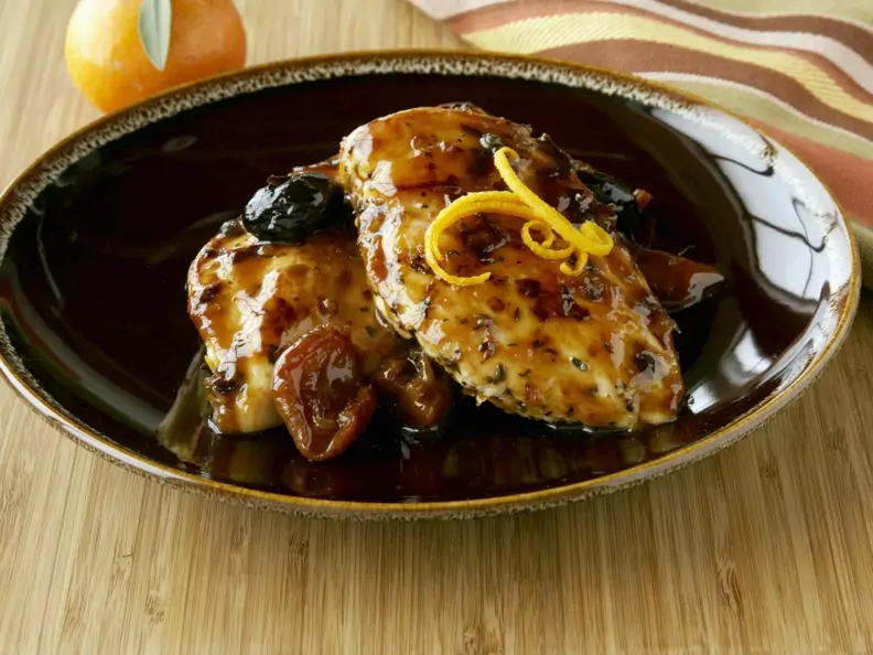 Honig-Hähnchenbrust mit Trockenobst