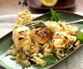 Gegrillter Heilbutt mit Risoni