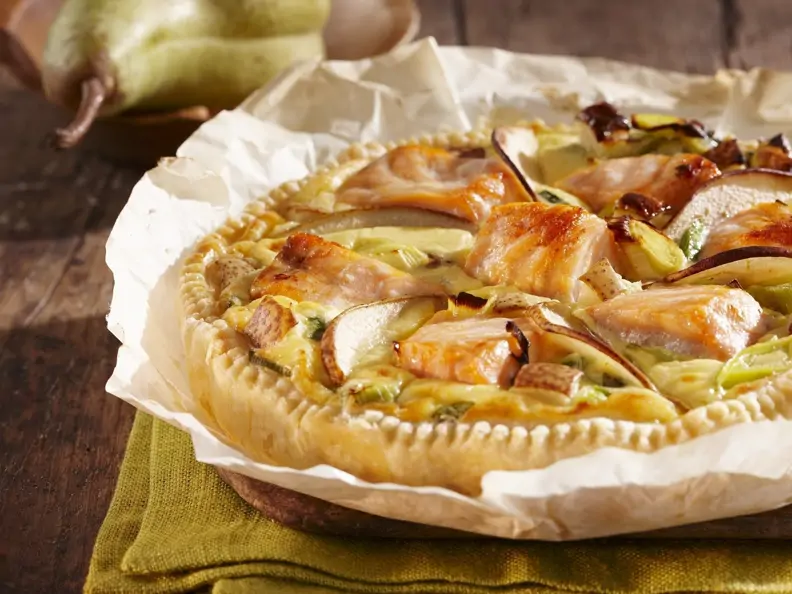 Quiche mit Lachs und Birnen