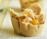 Filo-Mandarinen-Törtchen mit Kokoscreme