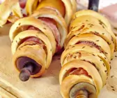 Stockbrot mit Speck