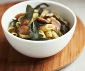 Pasta mit Steinpilzen und Salbei