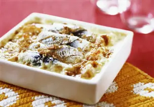 Heringsauflauf mit Käse und Ei