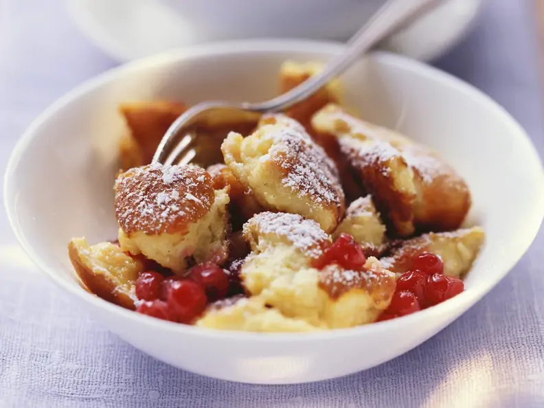 Topfenschmarrn mit Beeren