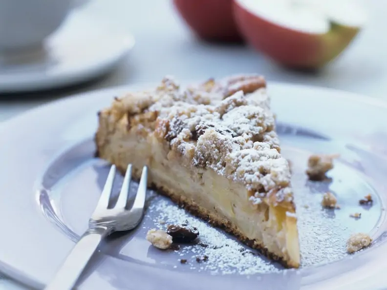 Vollkorn-Apfelkuchen mit Streuseln