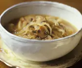 Pilz-Zwiebel-Suppe
