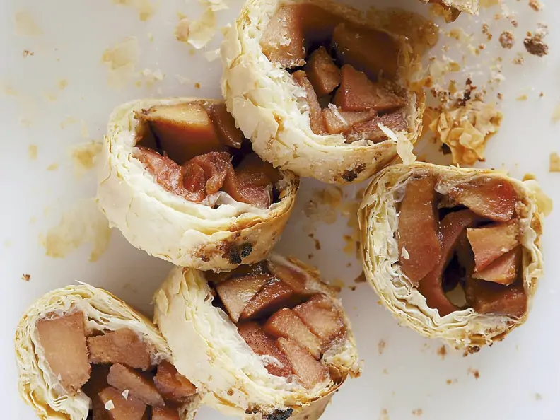 Quittenstrudel mit Schlagsahne