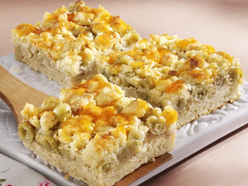 Stachelbeerkuchen mit Streuseln