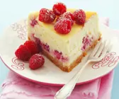 Quarkkuchen mit Himbeeren