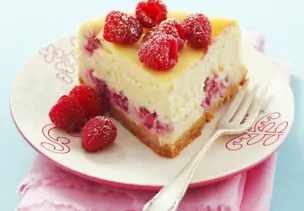 Quarkkuchen mit Himbeeren