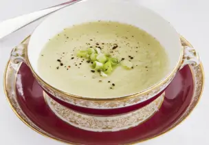Kalte Kartoffel-Porree-Suppe