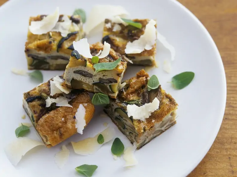 Frittata mit Austernpilzen und Zucchini