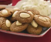 Mandeltaler mit Dip zu Weihnachten
