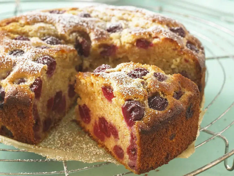 Dinkel-Kirschkuchen