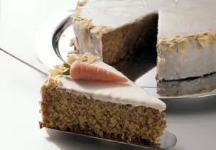 Möhrenkuchen mit Zuckerguss