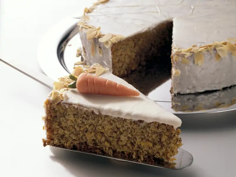 Möhrenkuchen mit Zuckerguss