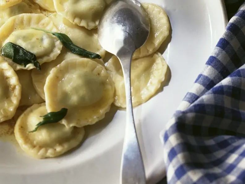 Gefüllte Nudeln mit Ricotta
