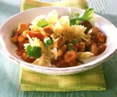 Pasta mit Thunfisch und weißen Bohnen