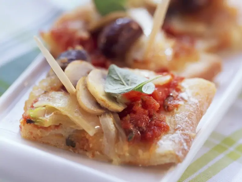 Schnelle mit Pizza mit Fenchel