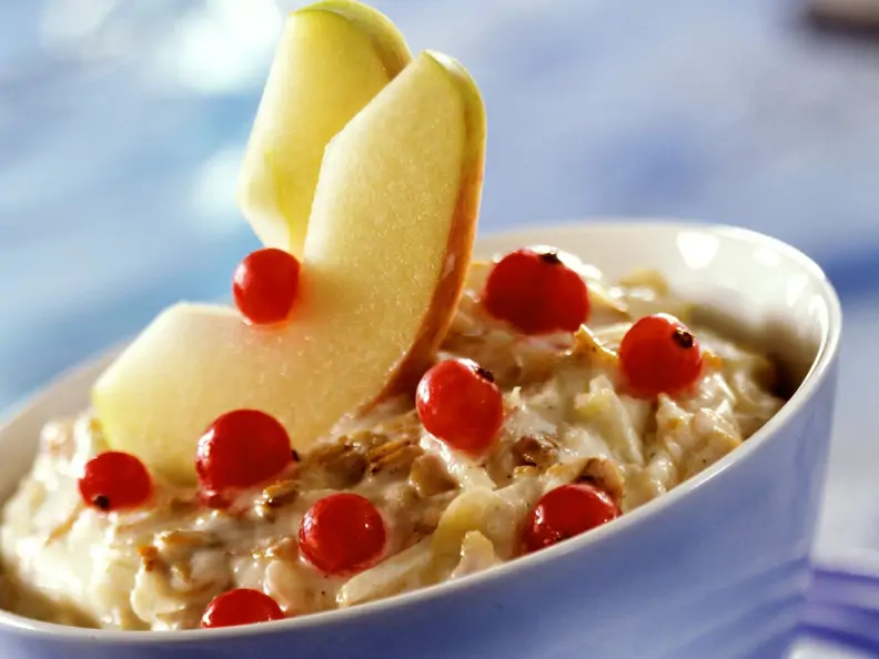 Knusper-Müsli mit Obst