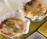 Tartes mit Aprikose und Gorgonzola