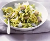 Tagliatelle mit Rucolapesto