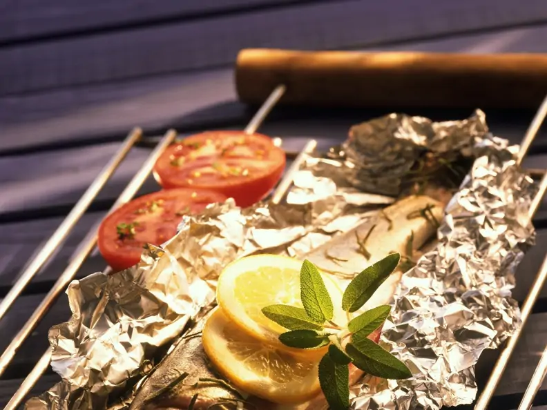 Forelle gegrillt in Alufolie