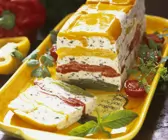 Ziegenkäse-Terrine mit Paprika