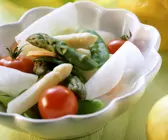 Zitronenfondue mit Spargel und Kohlrabi