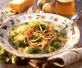 Käsespätzle mit Rosenkohl