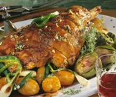 Lammbraten mit Artischocken und Kartoffeln