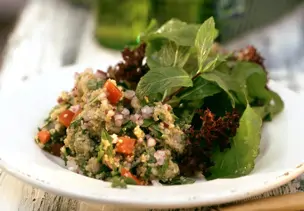 Grünkern-Rucola-Salat