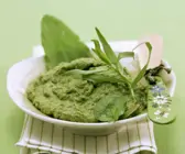 Grüner Dip mit Kräutern