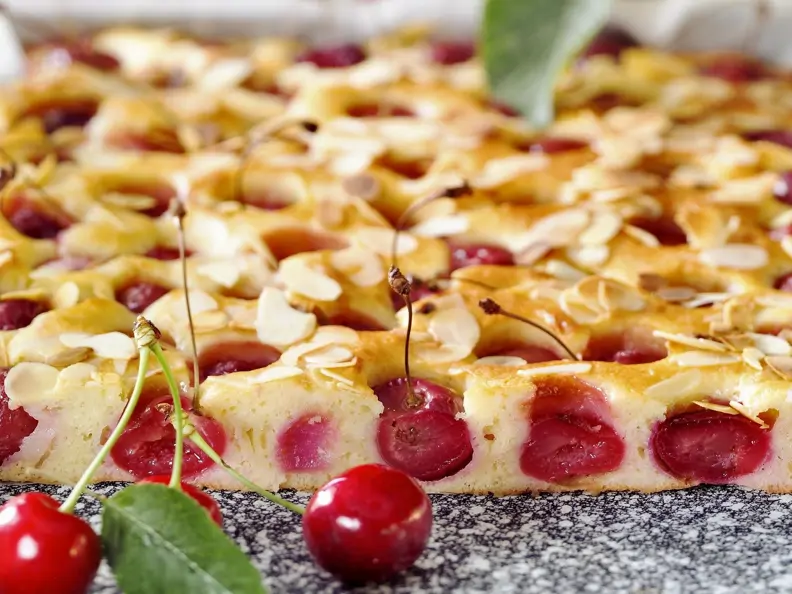 Kirsch-Mandel-Kuchen