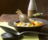 Gemüseeintopf mit Lammkeule