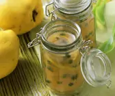 Quitten-Pistazien-Gelee mit Riesling