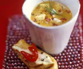Fischsuppe mit Brot und zitronigem Hähnchen